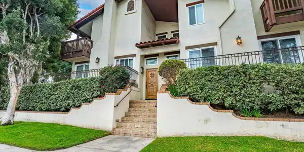 175 Maple Ave