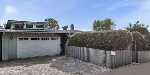 3629 Serra Road
