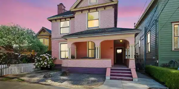 225 Union Street