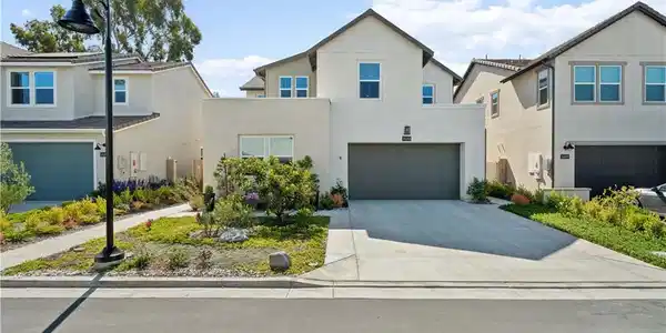 26288 Meadow Dr