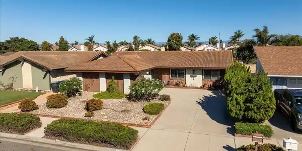 1351 Kumquat Place