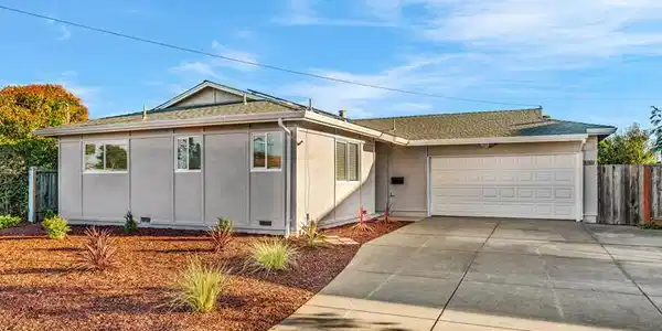 6742 Cabernet Avenue