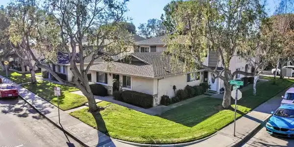 2585 Anchor Avenue