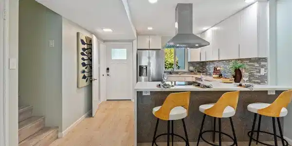 3027 Alta Vista