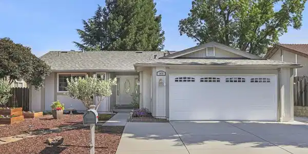 1431 Ridgewood Dr