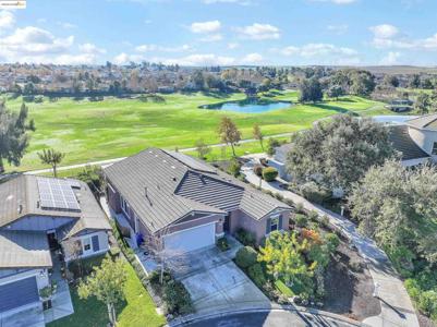 353 Desert Forest Ct