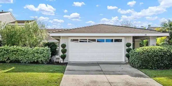 18 Shoal Drive