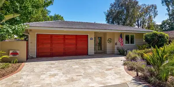 3336 Palos Verdes Drive N