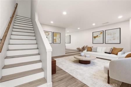 15111 Freeman Avenue