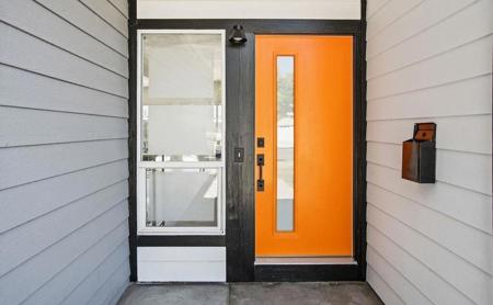 43638 Montrose Avenue