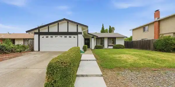 34042 Rowland Dr