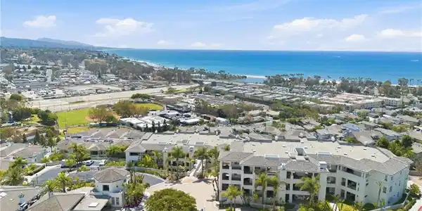 25422 Sea Bluffs