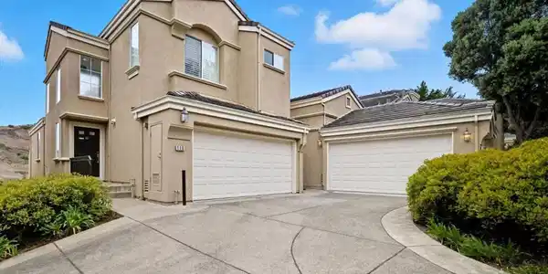 121 Northcrest Drive