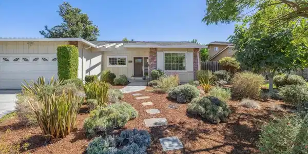 961 E San Marcos Circle