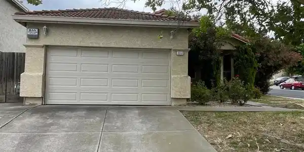 2212 Southwood Dr