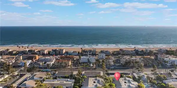 16922 Pacific Coast Hwy