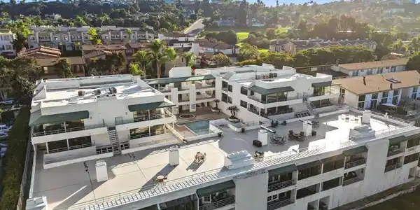 2552 Navarra Dr