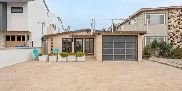 3248 Ocean Drive