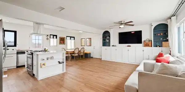 1803 Duval St