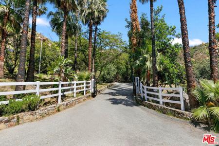 260 Loma Metisse Road