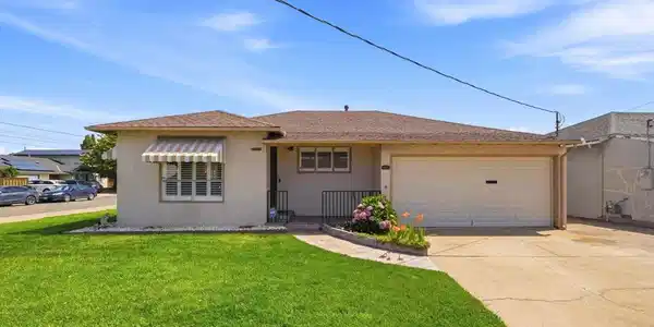 3838 Monterey Blvd.