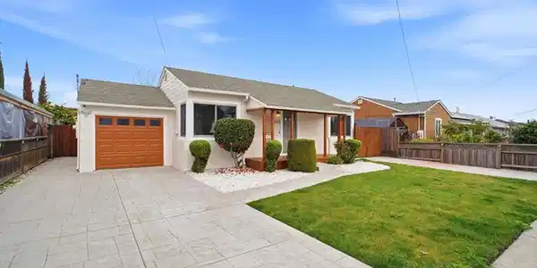 14240 Rose Drive
