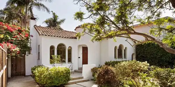 538 Westminster Avenue