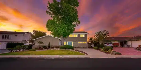 3086 Mercer Lane