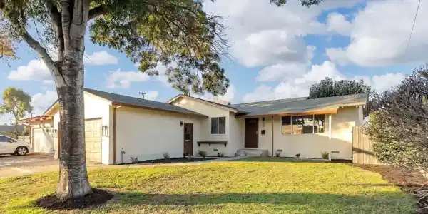 527 Maple Avenue