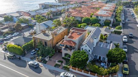 418 Marine St