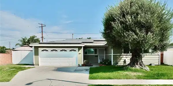 2147 Pattiz Avenue