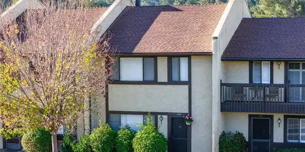 1119 James Way