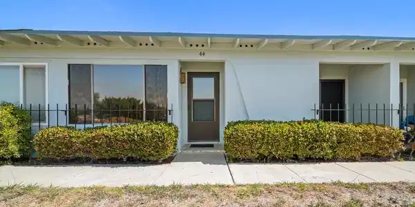 3839 Vista Campana S