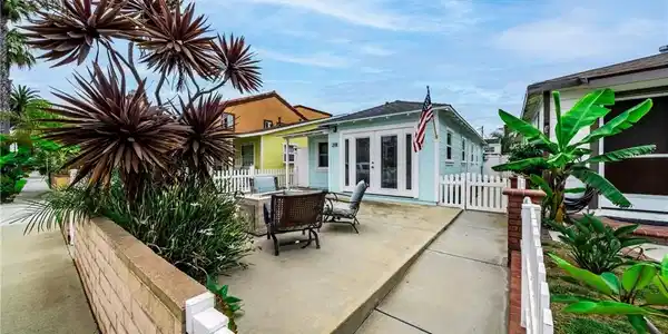 218 11th