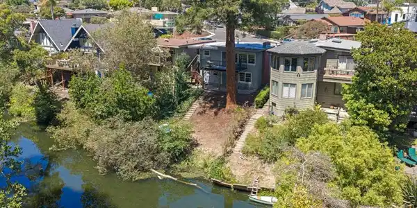 525 Riverview Drive