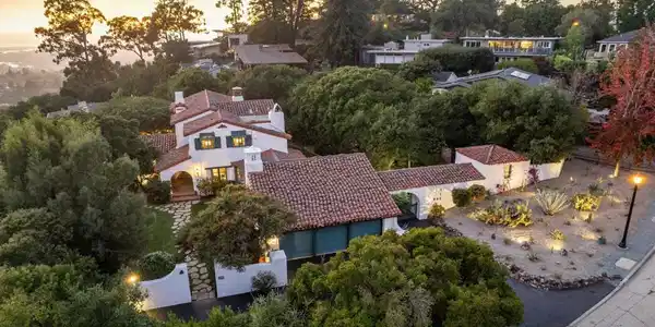 6801 Estates Drive
