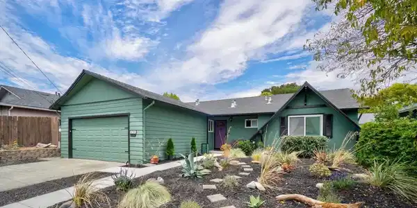 4709 Santa Rita Rd