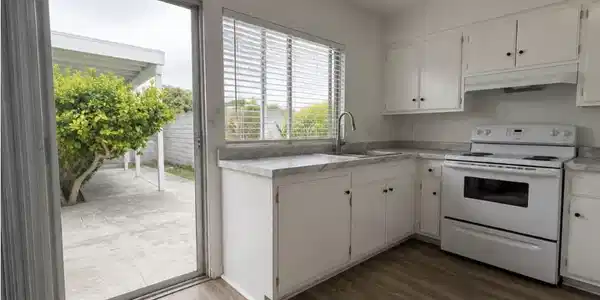 3875 Vista Campana S