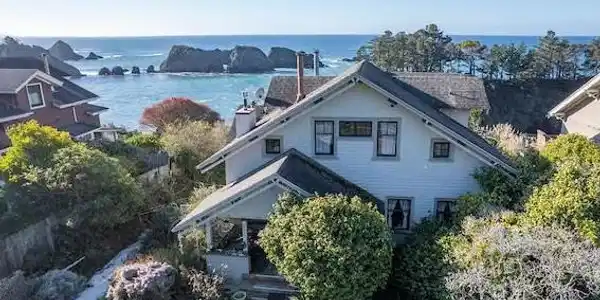 5520 S Highway 1