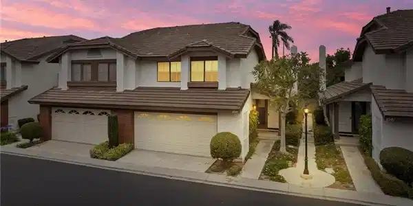 8571 Shadow Lane