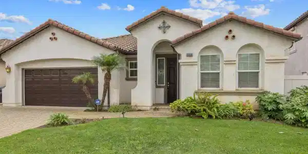 2920 Naples Drive