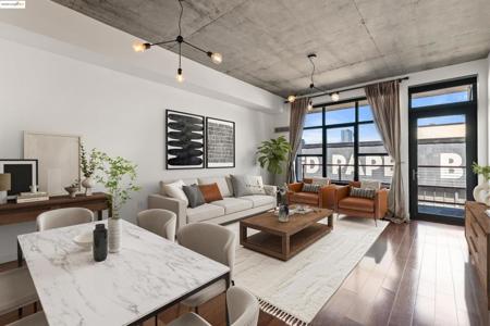 288 3rd St