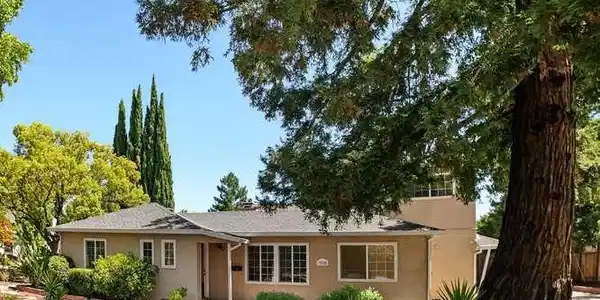 788 Rosewood Drive