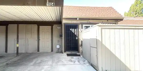 1904 San Jose Dr