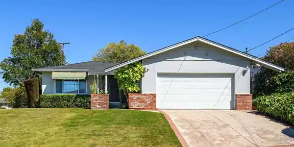 1250 Rolling Hill Ct
