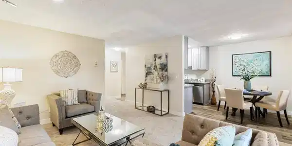 2131 Northwood Cir