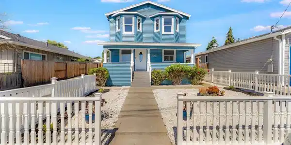 1243 Plaza Dr