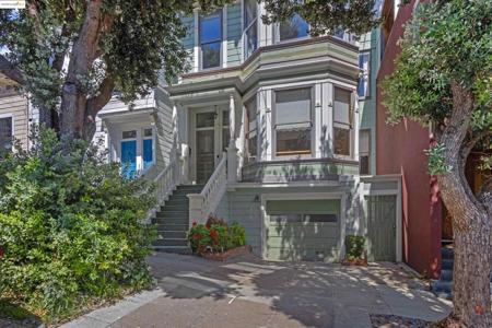 12 Beaver St