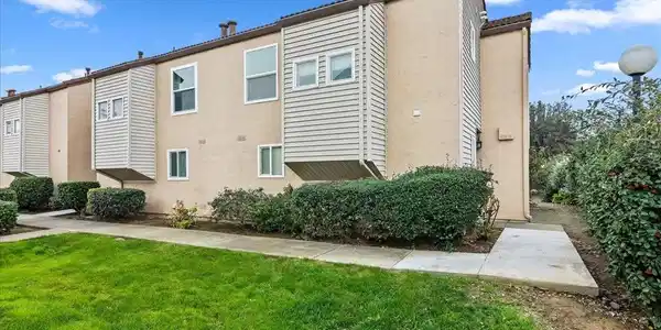 1431 Bel Air Dr