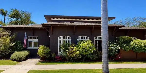 800 A Avenue